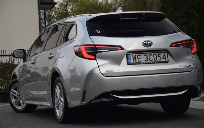 Toyota Corolla cena 97539 przebieg: 99900, rok produkcji 2021 z Radzyń Podlaski małe 781
